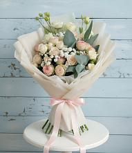 Букет цветов из:  Розы и Лизиантусы в Новошешминск