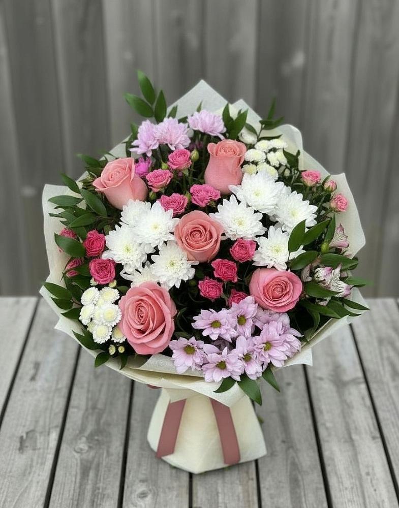Букет цветов из: Альстромерии, Гвоздики, Розы и Хризантемы в Новошешминск
