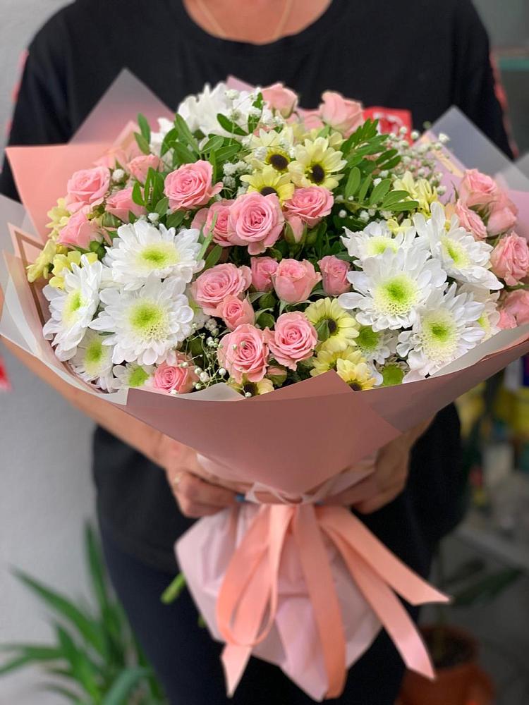 Букет цветов из: Розы и Хризантемы в Новошешминск