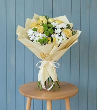 Букет цветов из:  Хризантемы и Розы в Новошешминск