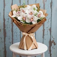 Букет цветов из:  Орхидеи и Розы в Новошешминск