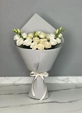 Букет цветов из:  Розы и Лизиантусы в Новошешминск